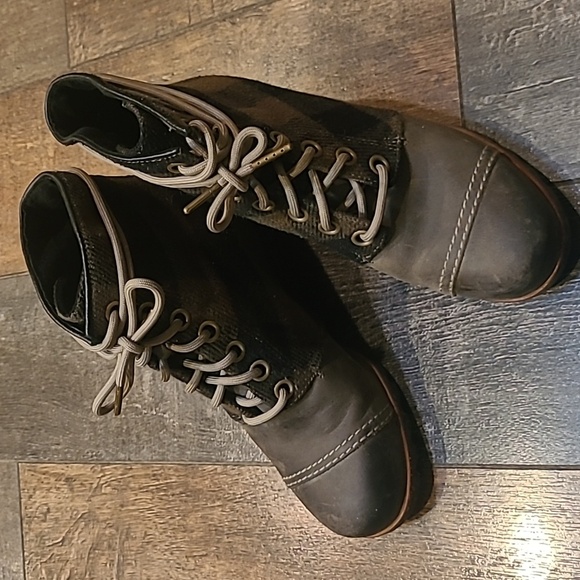 Sorel RARE color PDX boots - Picture 4 of 9